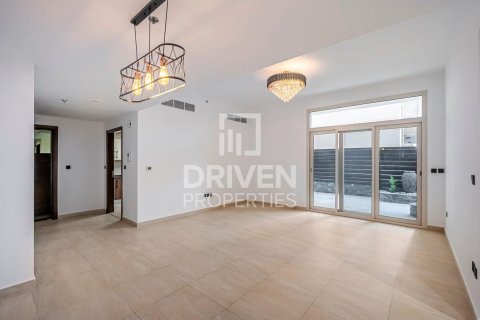 Apartamento para arrendamento em Al Furjan, Dubai, EAU 2 quartos, 196 m2 № 655146 - foto 1