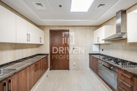 Apartamento para arrendamento em Al Furjan, Dubai, EAU 2 quartos, 196 m2 № 655146 - foto 10