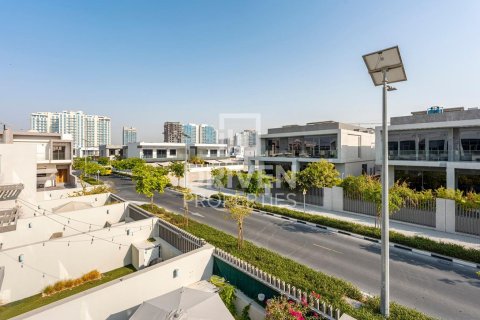 Villa te huur in Al Furjan, Dubai, VAE 4 slaapkamers, 152 vr.m., nr 655147 - foto 17