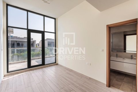 Villa te huur in Al Furjan, Dubai, VAE 4 slaapkamers, 152 vr.m., nr 655147 - foto 5