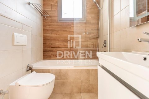 Villa te huur in Al Furjan, Dubai, VAE 4 slaapkamers, 152 vr.m., nr 655147 - foto 15