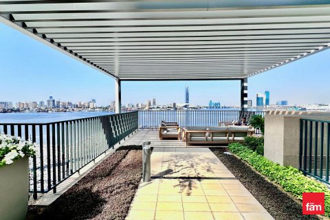 Dubai、UAEにあるマンション 1ベッドルーム、68.7 m2 No708063