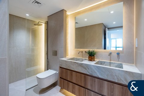 Appartement te huur in Business Bay, Dubai, VAE 2 slaapkamers, 118 vr.m., nr 688834 - foto 12