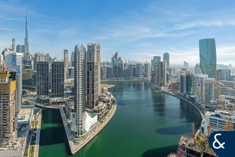 Appartement te huur in Business Bay, Dubai, VAE 2 slaapkamers, 118 vr.m., nr 688834 - foto 17