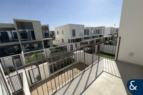 Vila v The Valley, Dubai, SAE 3 spálne, 177 m2 č. 688833 - Fotografia 8