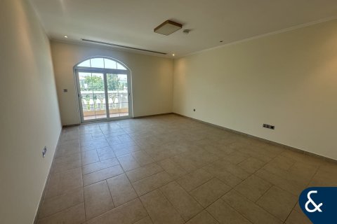 Vila v Jumeirah Park, Dubai, SAE 5 spální, 750 m2 č. 688839 - Fotografia 11