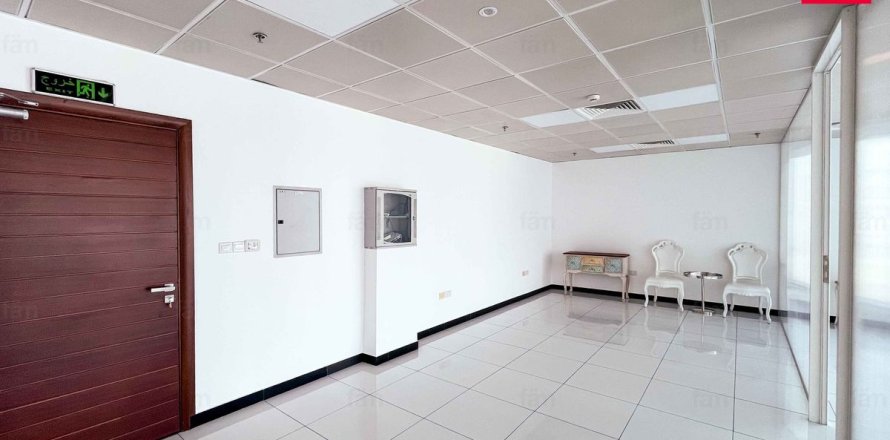 Büroraum in Business Bay, Dubai, VAE: 70.4 m2 Nr. 758208