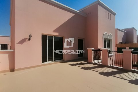 Villa te koop in Nadd Al Sheba, Dubai, VAE 4 slaapkamers, 354 vr.m., nr 664895 - foto 27