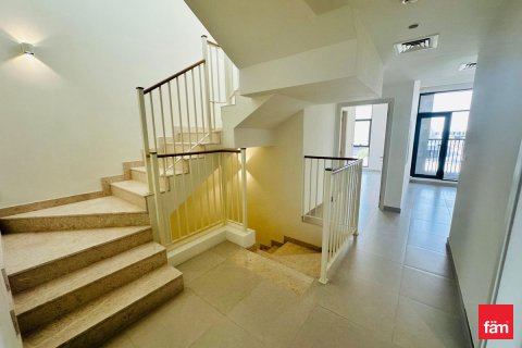 Villa til salgs i Dubai, Emiratene 4 soverom, 375.3 kvm Nr. 702373 - Foto 9