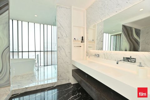 Apartman u Dubai, UAE 5 spavaćih soba, 566.7 m2 Br. 722126 - fotografija 29