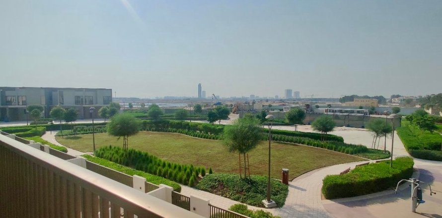 טאונהאוס ב Dubai, איחוד האמירויות 3 חדרי שינה, 163.6 מ"ר מספר 722128