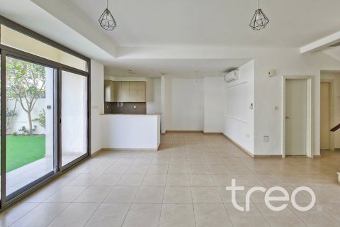 Villa uthyres i Town Square, Dubai, UAE 3 sovrum, 220.27 kvm Nr. 761439 - fotografi 3