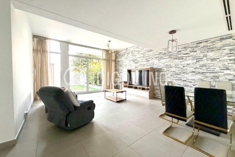 Townhouse til leje i Mudon, Dubai, UAE 3 soveværelser, 187 kvm № 680599 - foto 2