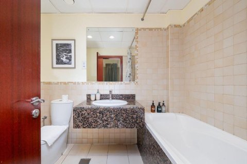 Apartment til leje i Jumeirah Beach Residence, Dubai, UAE 2 soveværelser, 115 kvm № 680602 - foto 19