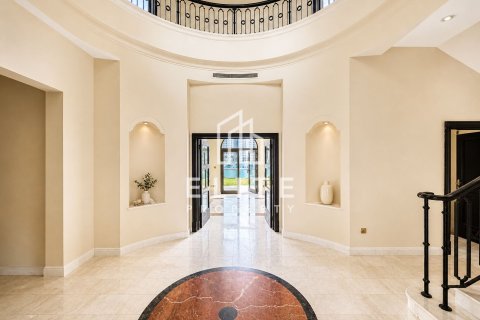 Üürile anda villa asukohaga Palm Jumeirah, Dubai, AÜE: 6 magamistoaga, 1242 m² Nr 736467 - pilt 3
