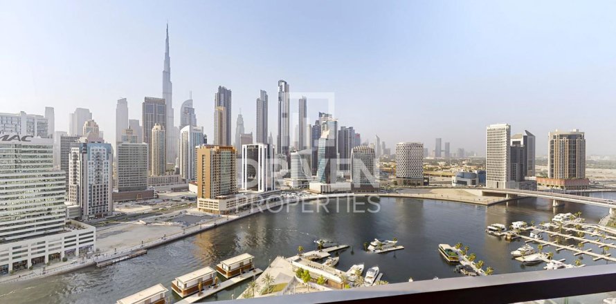 Leilighet i Business Bay, Dubai, Emiratene 2 soverom, 103.77 kvm nr. 762124