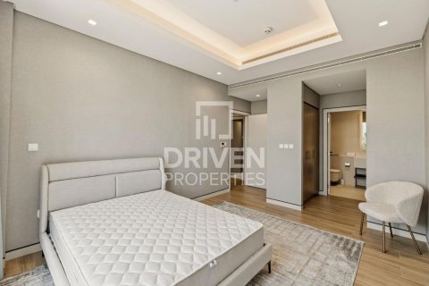 Vila v Jumeirah, Dubai, SAE 3 spálne, 274.53 m2 č. 759605 - Fotografia 4