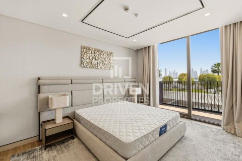 Vila v Jumeirah, Dubai, SAE 3 spálne, 274.53 m2 č. 759605 - Fotografia 5