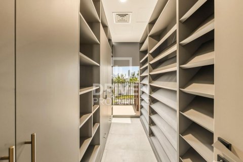 Vila v Jumeirah, Dubai, SAE 3 spálne, 274.53 m2 č. 759605 - Fotografia 16
