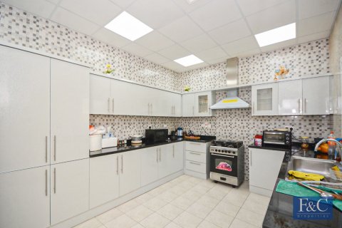 Villa uthyres i Al Quoz, Dubai, UAE 4 sovrum, 334 kvm Nr. 704734 - fotografi 11