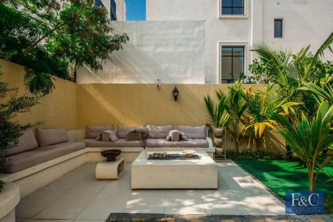 Villa uthyres i Al Quoz, Dubai, UAE 4 sovrum, 334 kvm Nr. 704734 - fotografi 17