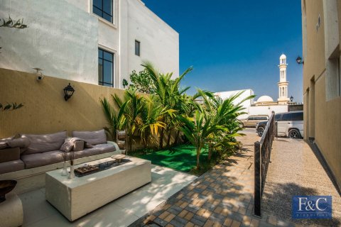 Villa uthyres i Al Quoz, Dubai, UAE 4 sovrum, 334 kvm Nr. 704734 - fotografi 19