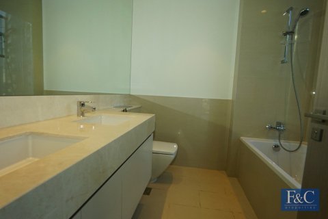 Lägenhet uthyres i Downtown Dubai (Downtown Burj Dubai), Dubai, UAE 3 sovrum, 140 kvm Nr. 704730 - fotografi 19