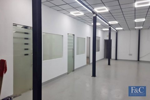 Noliktava Al Quoz, Dubaijā, AAE 460 m2 Nr. 704731 - attēls 8