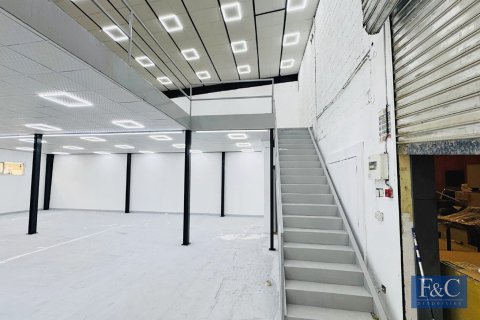 Noliktava Al Quoz, Dubaijā, AAE 460 m2 Nr. 704731 - attēls 12