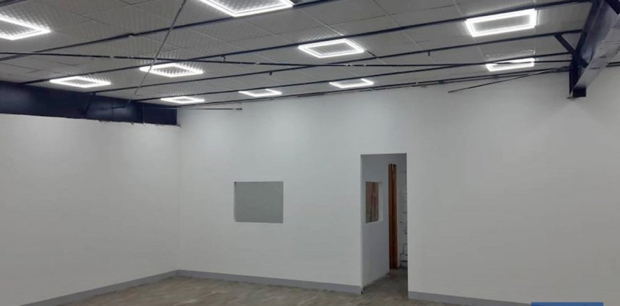 Noliktava Al Quoz, Dubaijā, AAE 460 m2 Nr. 704731