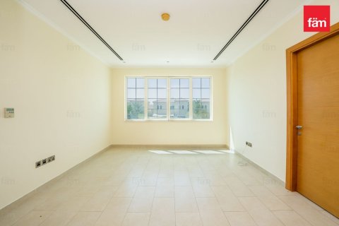 Villa Dubaijā, AAE 4 istabas, 578.6 m2 Nr. 633692 - attēls 11