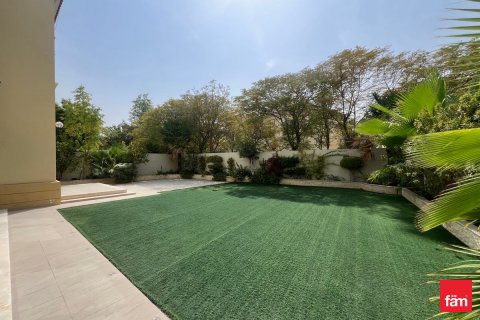 Villa Dubaijā, AAE 4 istabas, 578.6 m2 Nr. 633692 - attēls 8