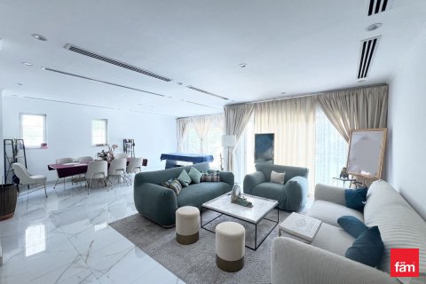 Villa Dubaijā, AAE 4 istabas, 578.6 m2 Nr. 633692 - attēls 1