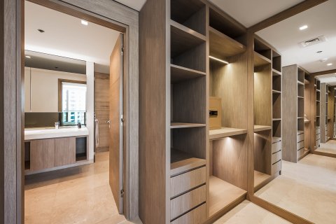 Apartament në Business Bay, Dubai, Emiratet e Bashkuara Arabe 1 dhomë gjumi, 90.53 m2. № 764198 - Foto 13