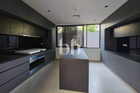 Villa para venda em Tilal City, Sharjah, EAU 5 quartos, 642 m2 № 642838 - foto 3