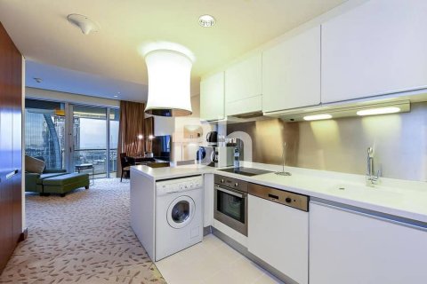 Apartment in Downtown Dubai (Downtown Burj Dubai), UAE 51 sq.m. № 642833 - photo 8
