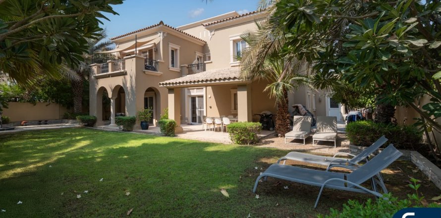 Villa i Arabian Ranches, Dubai, Emiratene 4 soverom, 404 kvm nr. 666342