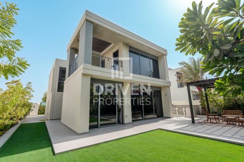 Villa til leie i Dubai Hills Estate, Dubai, Emiratene 4 soverom, 448 kvm Nr. 652977 - Foto 1