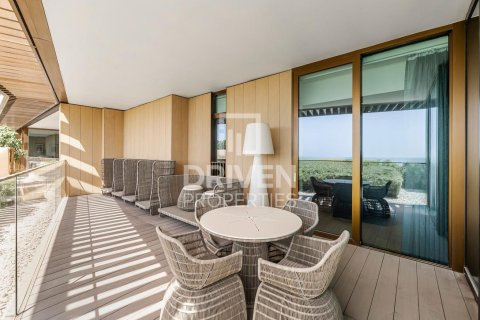 Huoneisto Jumeirah, Dubai, Arabiemiraatit 3 makuuhuonetta, 244 m2 № 652976 - kuva 20