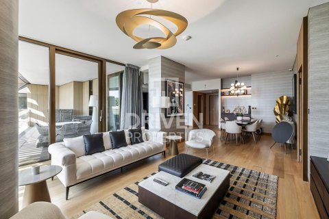 Huoneisto Jumeirah, Dubai, Arabiemiraatit 3 makuuhuonetta, 244 m2 № 652976 - kuva 4