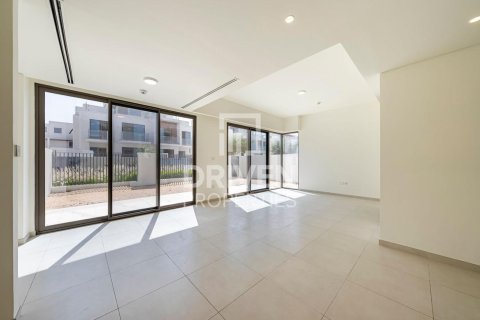 Снять в аренду таунхаус в The Valley, Дубай, ОАЭ 4 спальни, 205м2, № 652980 - фото 6