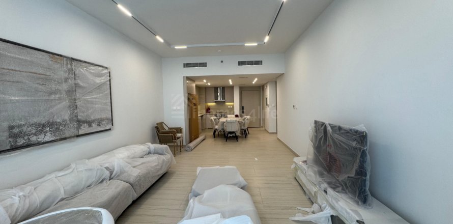 Apartment in City of Arabia, Dubai, UAE 2 bedrooms, 137 sq.m. № 739050