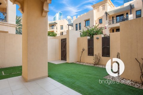 Byt v Old Town, Dubai, SAE 1 ložnice, 127 m² Č.: 758108