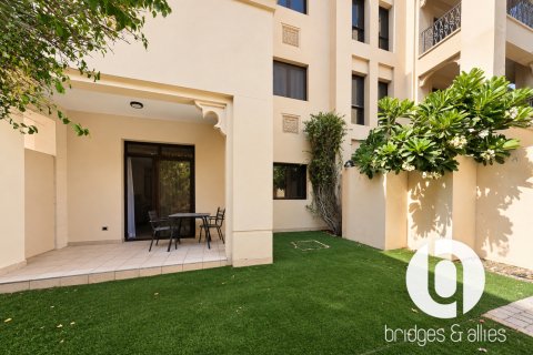 Apartment in Old Town, Dubai, UAE 1 bedroom, 127 sq.m. № 758108