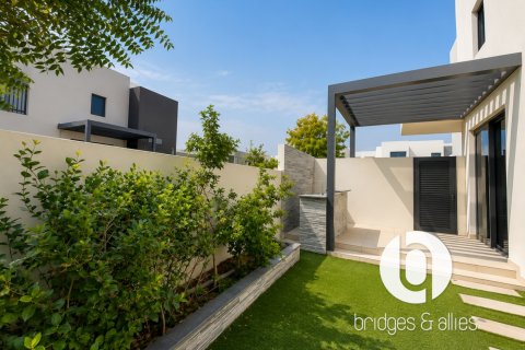Vila di Dubai Hills Estate, UAE 4 bilik tidur, 231 meter persegi № 758110 - foto 22