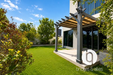 Vila di Dubai Hills Estate, UAE 4 bilik tidur, 231 meter persegi № 758110 - foto 6