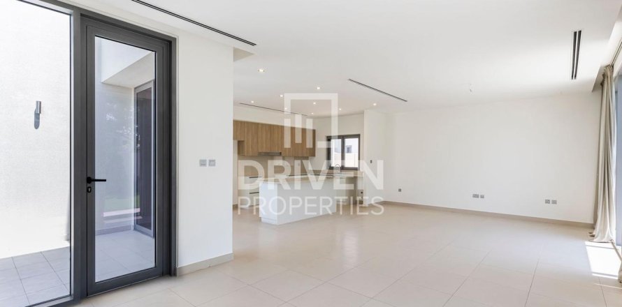 Villa asukohaga Dubai Hills Estate, Dubai, AÜE: 4 magamistoaga, 462 m² Nr 655250