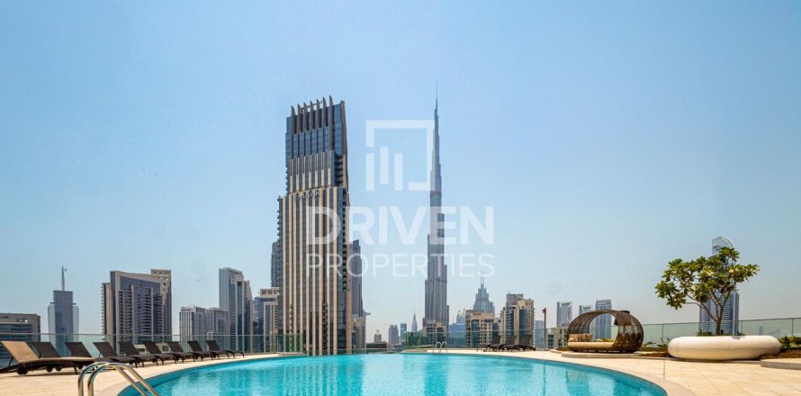 דירה ב Downtown Dubai (Downtown Burj Dubai), Dubai, איחוד האמירויות 2 חדרי שינה, 140 מ"ר מספר 655266