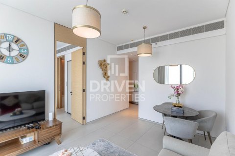 Зняти в оренду квартиру в Джумейра Бич Резиденс, Дубай, ОАЕ 1 спальня, 58м2, № 655249 - фото 1