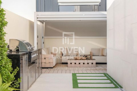 Вилла Джумейра, Дубай, БАӘ-да 5 жатын бөлмелер, 585 м² № 654829 - фото 20